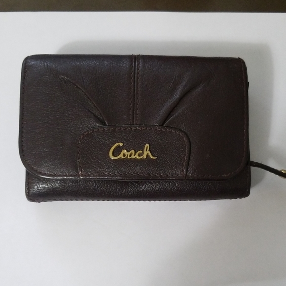 Coach Handbags - Coach Pleated Cursive Leather Wallet